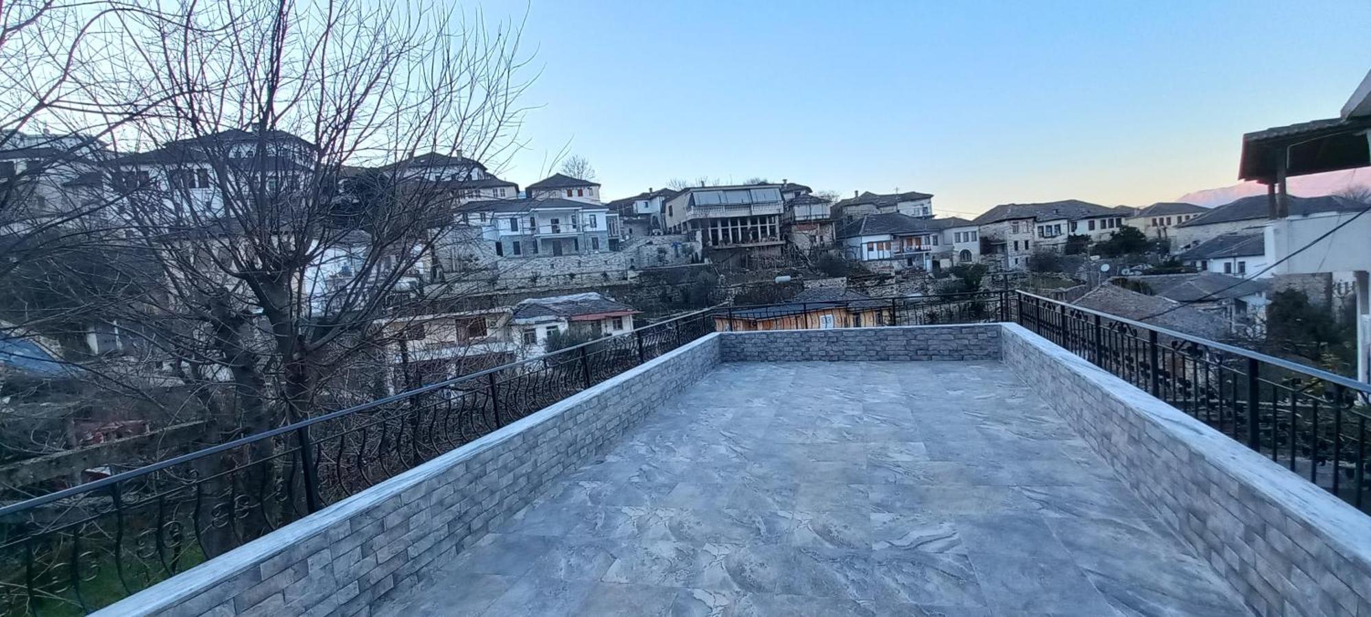 Marbi Guest House Gjirokastër 외부 사진