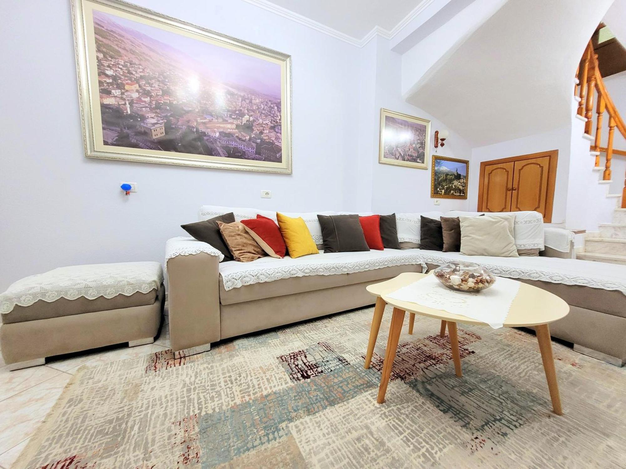 Marbi Guest House Gjirokastër 외부 사진